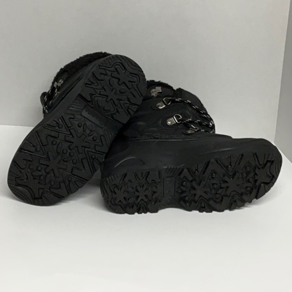 Itasca Black Snow Boots - Picture 3 of 8